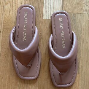 STUART WEITZMAN PADDED THONG FLAT SANDAL *NEW*